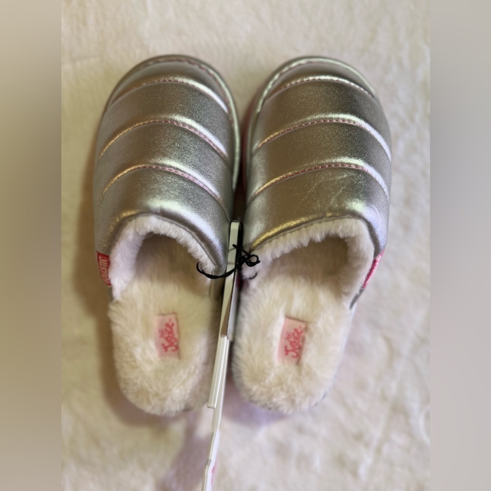 Justice quilted silver, fur lined house slippers. Size 2/3